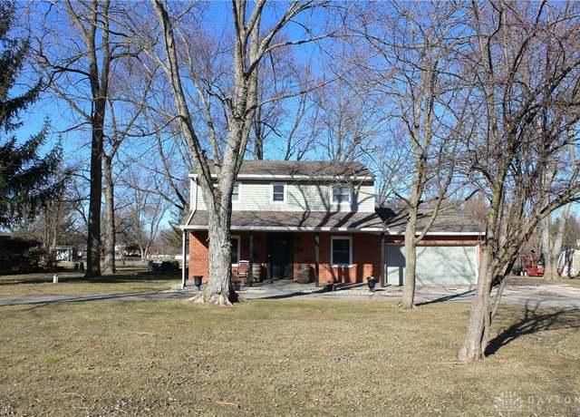 Property at 5974 Lake Ave, Greenville, OH 45331, 3 beds, 2.5 baths