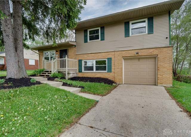 Property at 211 Stubbs Dr, Dayton, OH 45426, 3 beds, 1.5 baths