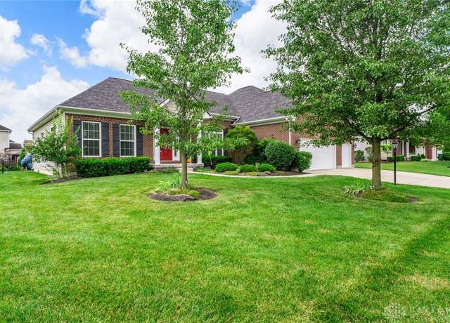 Property at 2073 Lincolnshire Dr, Beavercreek, OH 45434, 5 beds, 3 baths