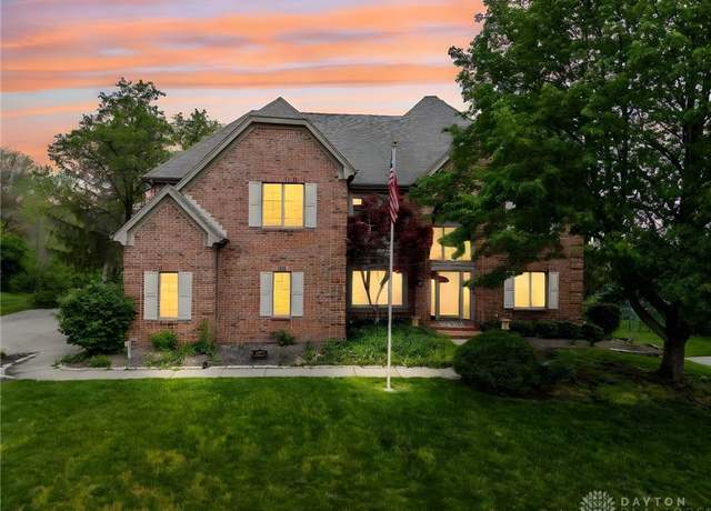 Property at 2940 Stonewall Dr, Beavercreek, OH 45434, 4 beds, 3.5 baths