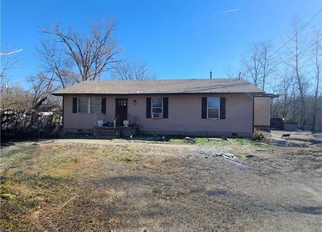 Property at 1430 Olt Rd, Dayton, OH 45417, 3 beds, 1.5 baths
