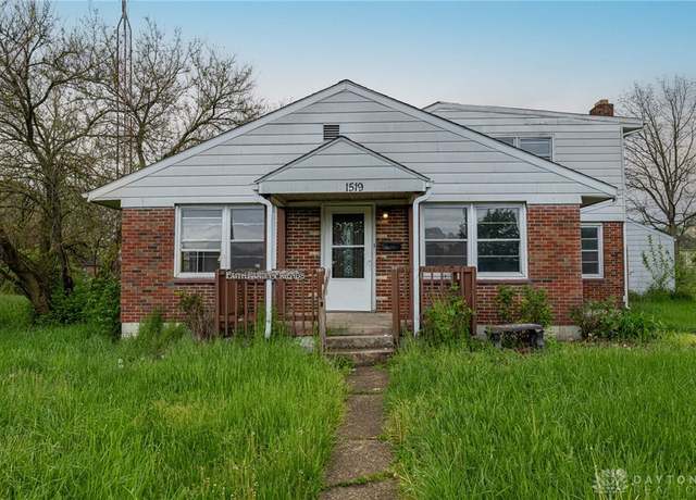 Property at 1519 Tibbetts Ave, Springfield, OH 45505, 5 beds, 1 bath