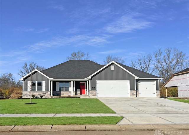 Property at 120 Mound Builder Pl, Carlisle, OH 45005, 4 beds, 3 baths