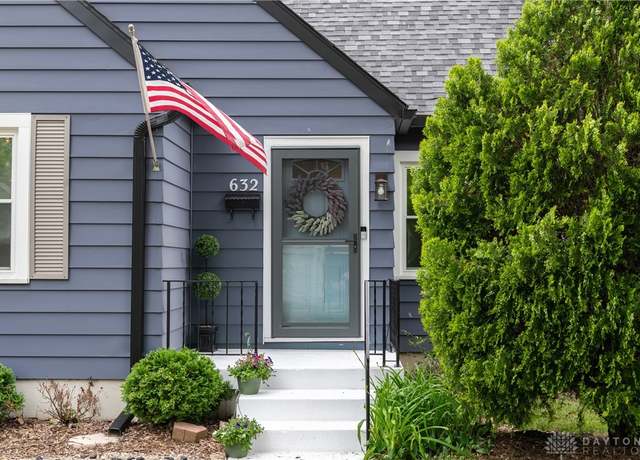 Property at 632 Monteray Ave, Dayton, OH 45419, 4 beds, 2 baths