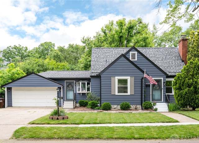Property at 632 Monteray Ave, Dayton, OH 45419, 4 beds, 2 baths