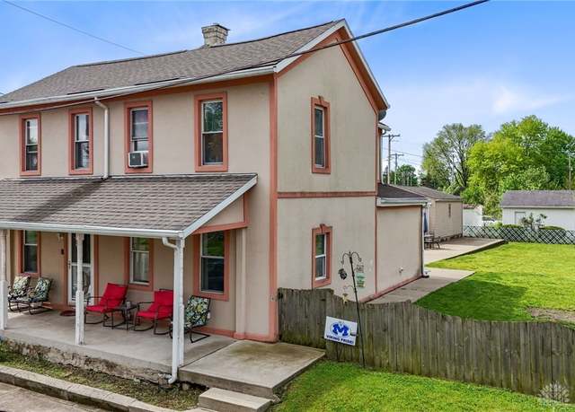 Property at 12 Center St, Miamisburg, OH 45342, 4 beds, 2 baths