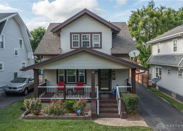 Property at 223 Knecht Dr, Dayton, OH 45405, 3 beds, 1.5 baths