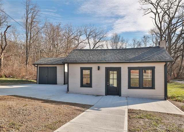 Property at 520 N Broadway St, Lebanon, OH 45036, 1 bed, 0.5 baths