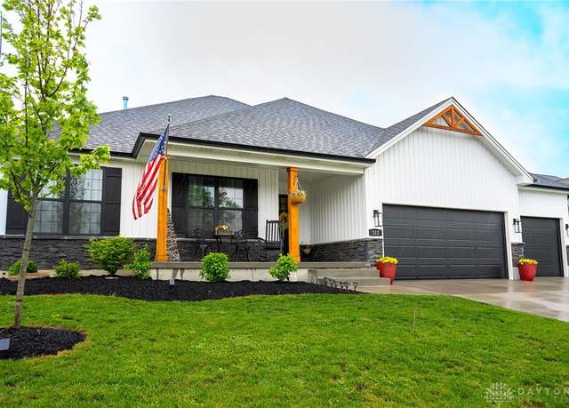 Property at 111 Overland Trl, Miamisburg, OH 45342, 4 beds, 3 baths
