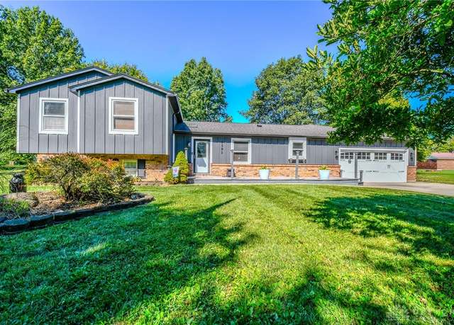 Property at 1591 Valley Heights Rd, Xenia, OH 45385, 3 beds, 2 baths