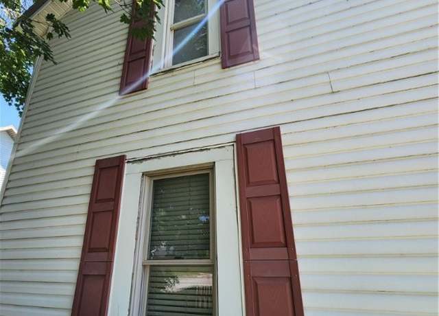 Property at 736 N Main St, Marion, OH 43302, 3 beds, 2.5 baths