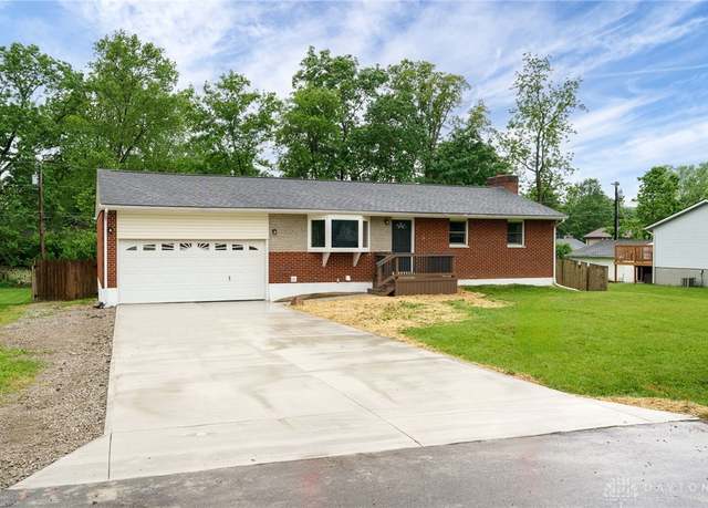 Property at 3441 Sunnyside, Beavercreek, OH 45432, 4 beds, 2.5 baths