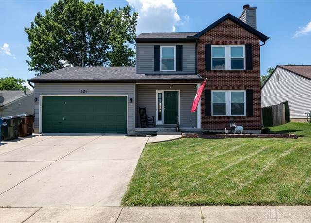 Property at 121 Shawnee Ct, Franklin, OH 45005, 3 beds, 2.5 baths