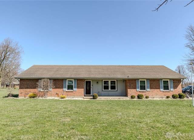 Property at 311 Kent Rd, Tipp City, OH 45371, 3 beds, 2 baths