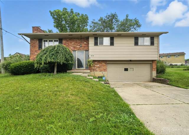 Property at 1818 Maue Rd, Miamisburg, OH 45342, 3 beds, 2 baths