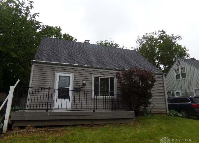 Property at 1914 W Bataan Dr, Dayton, OH 45420, 4 beds, 2 baths