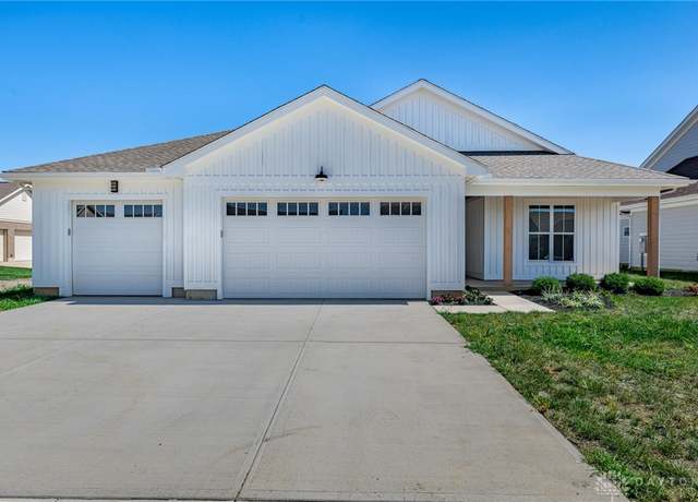 Property at 2223 Tandem Dr, Xenia, OH 45385, 3 beds, 2 baths