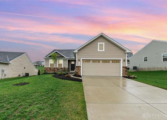 Property at 5688 Woodcreek, Middletown, OH 45042, 3 beds, 2 baths