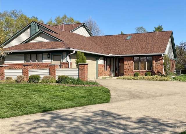 Property at 4488 Bucksport Ct, Kettering, OH 45440, 3 beds, 2 baths