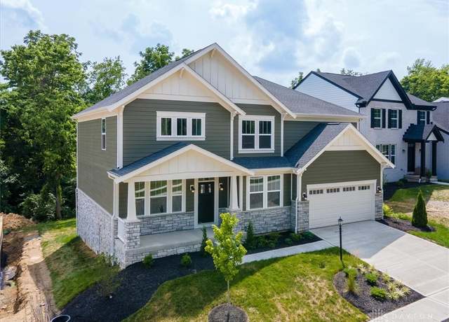 Property at 2623 Golden Leaf Dr, Beavercreek, OH 45431, 4 beds, 3.5 baths