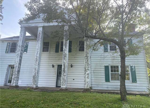 Property at 1500 Westbrook Rd, Dayton, OH 45415, 4 beds, 2.5 baths