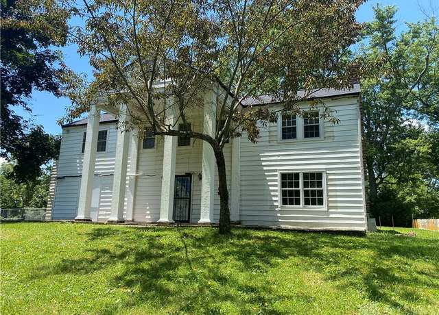 Property at 1500 Westbrook Rd, Dayton, OH 45415, 4 beds, 2.5 baths