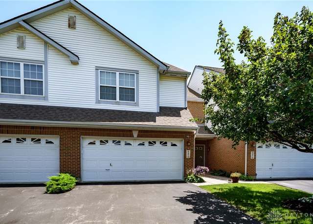 Property at 9270 Great Lakes Cir #9270, Washington Twp, OH 45458, 3 beds, 2.5 baths