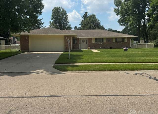 Property at 281 N Village Dr, Dayton, OH 45459, 3 beds, 2.5 baths