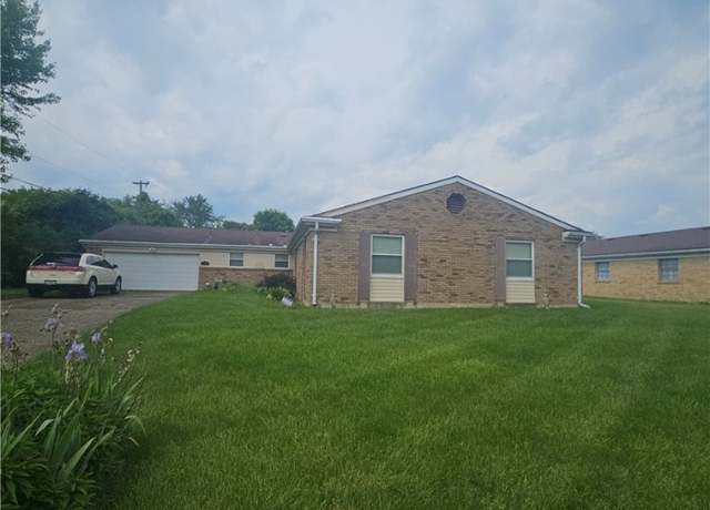 Property at 5917 Fairgrove Way, Dayton, OH 45426, 3 beds, 2.5 baths