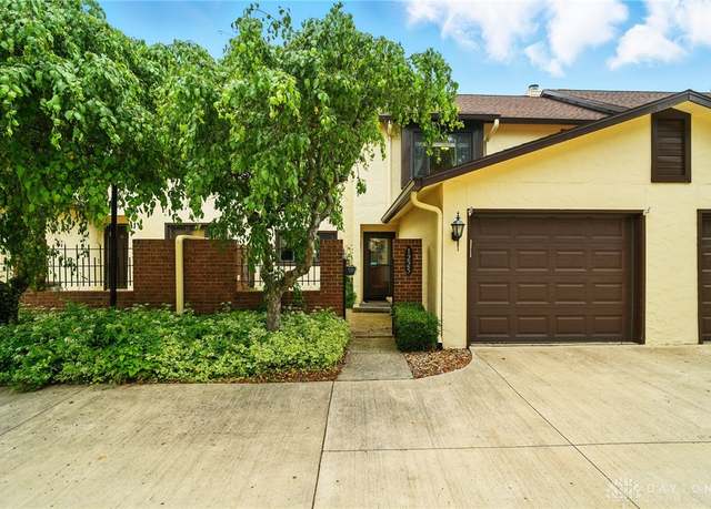Property at 1225 Chevington Ct, Dayton, OH 45459, 3 beds, 2.5 baths