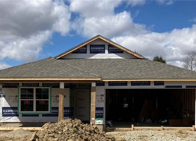 Property at 120 Arlington Dr, Eaton, OH 45320, 3 beds, 2 baths