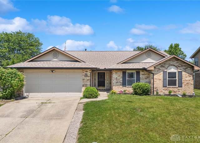 Property at 6761 Deer Meadows Dr, Dayton, OH 45424, 3 beds, 2 baths