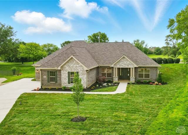 Property at 300 Grassy Creek Way, Washington Twp, OH 45458, 3 beds, 2.5 baths