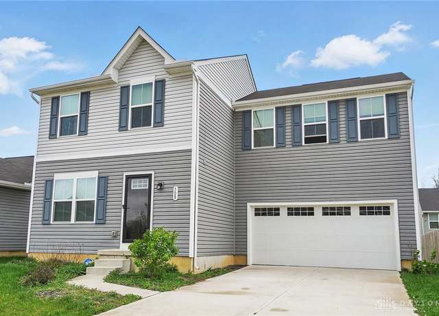 Property at 508 Skyway Dr, Springfield, OH 45505, 4 beds, 2.5 baths