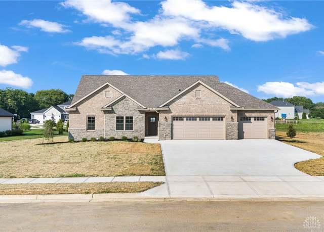 Property at 2573 Pleasant View Dr, Troy, OH 45373, 4 beds, 3 baths
