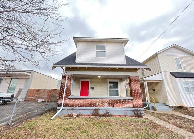Property at 1609 First St, Middletown, OH 45044, 8 beds, 3 baths