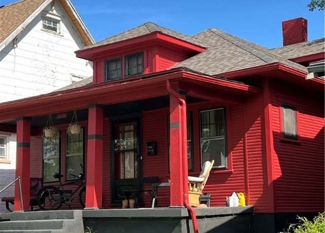 Property at 2025 Oakridge Dr, Dayton, OH 45417, 3 beds, 3 baths