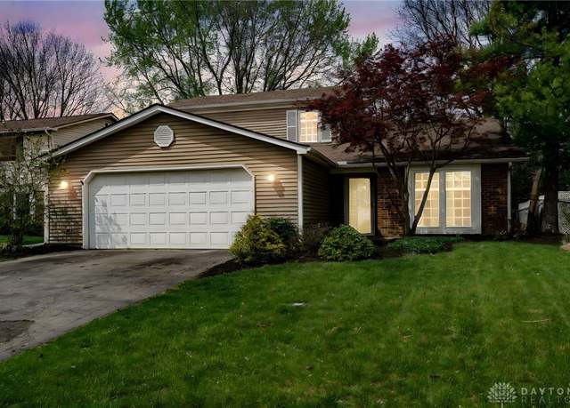 Property at 1013 Millerton Dr, Dayton, OH 45459, 4 beds, 2.5 baths