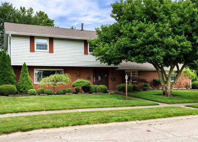Property at 1109 Carlo Dr, Kettering, OH 45429, 4 beds, 2.5 baths
