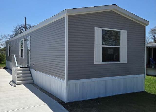 Property at 1091 S Dayton Lakeview #14, New Carlisle, OH 45344, 2 beds, 2 baths