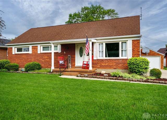 Property at 2643 Casey Dr, Springfield, OH 45503, 4 beds, 2.5 baths
