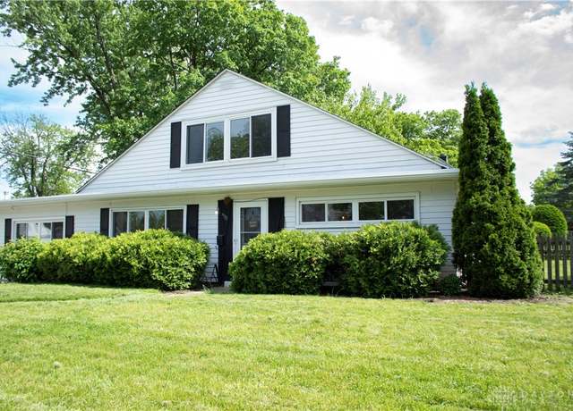 Property at 930 Gardner Rd, Dayton, OH 45429, 4 beds, 2 baths