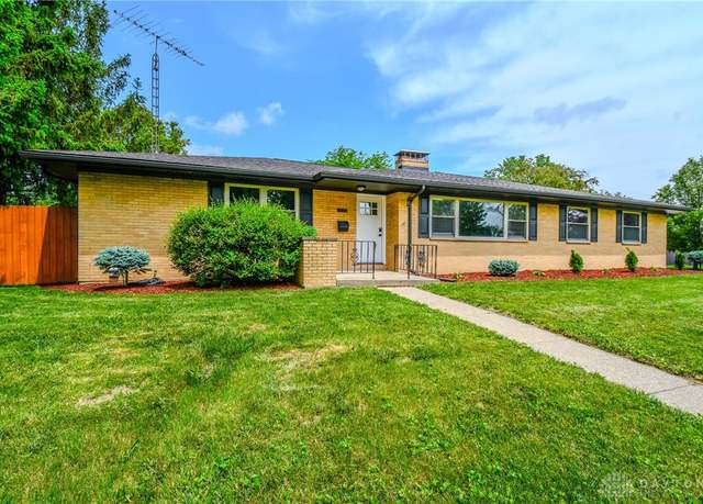 Property at 1519 Surrey Rd, Troy, OH 45373, 3 beds, 2 baths