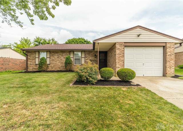 Property at 6135 Moss Hill Ct, Dayton, OH 45424, 3 beds, 2 baths