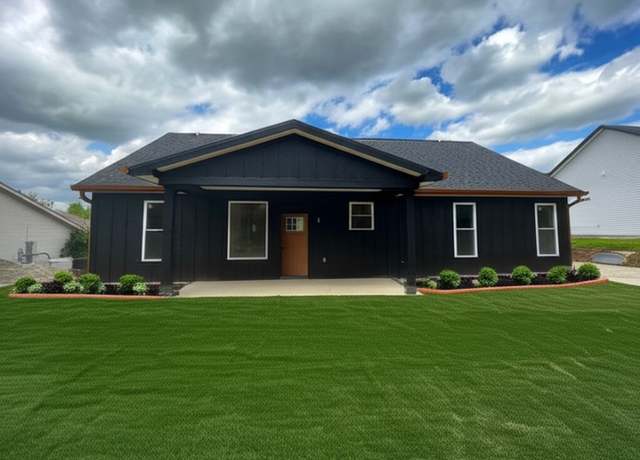 Property at 316 Skinner Dr, Dayton, OH 45426, 3 beds, 2 baths