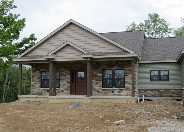 Property at 1085 Winter Ridge Dr, Sidney, OH 45365, 3 beds, 2.5 baths