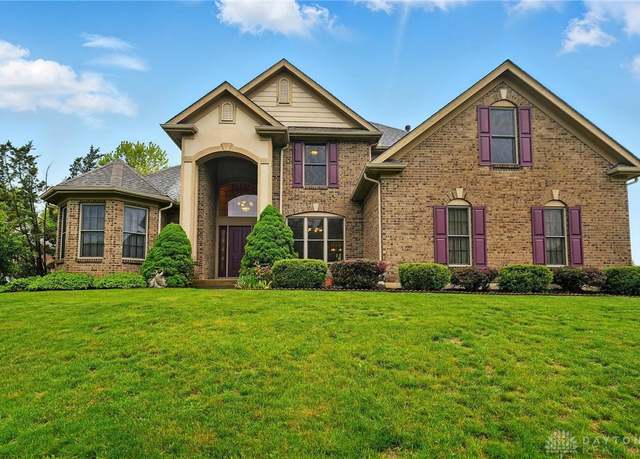 Property at 1965 Maple Ln, Beavercreek, OH 45432, 5 beds, 3 baths