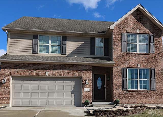 Property at 122 Eagle Ridge Dr, Franklin, OH 45005, 4 beds, 3 baths