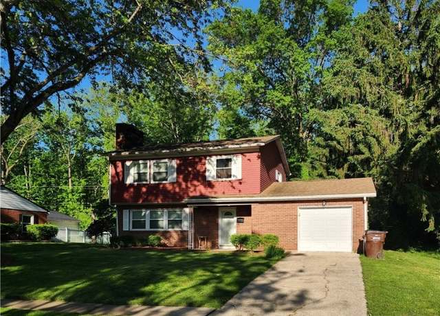 Property at 15 Iams Ct, Dayton, OH 45426, 3 beds, 1.5 baths