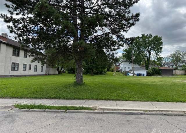 Property at 467 Allwen Dr, Dayton, OH 45406